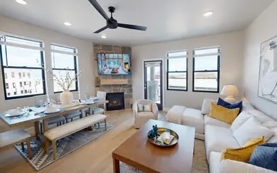 Pet Friendly! Winston's Lodge at Helling 203