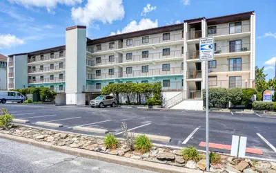 Crab Cove On The Bay 407