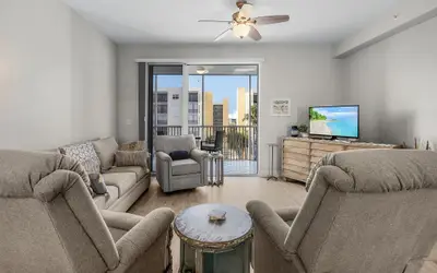 Casa Marina 432 Newly Remodeled, Water View