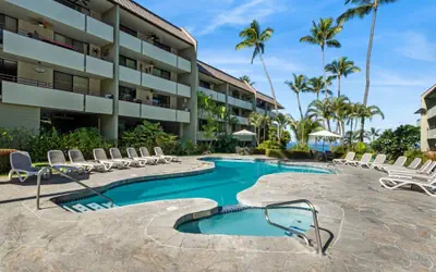 Big Island White Sands Village 202