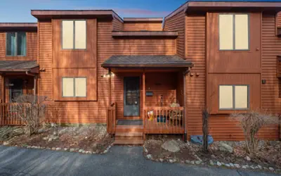 Echo 7 Building D - Retreat with Mountain Views