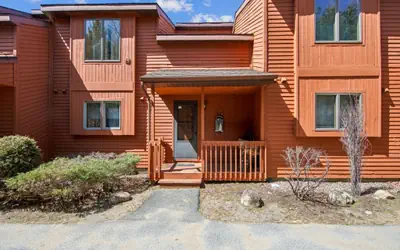 Hawkeye 21E - Spacious Townhome for Families