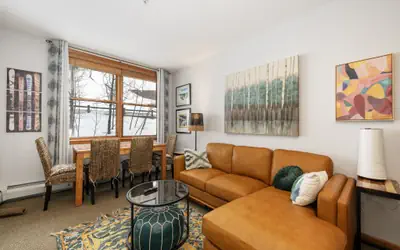 Premium Unit 1305 - One Bedroom - Zephyr Mountain Lodge