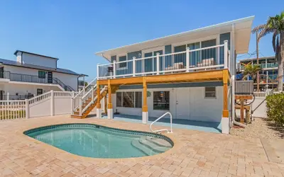 920 Bay Breeze Bungalow: Stunning Bay View Home w/ Heated Pool!