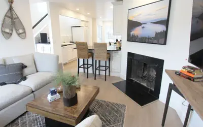 LVC0615 - Lake Therapy