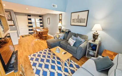 Stylish Notre Dame Condo Sleeps 6