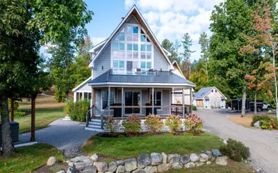 ESTATE HOUSE LIMIT 12