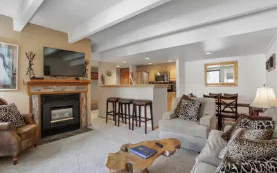 Lodge at Copper 1 Bedroom + Den Condo #304