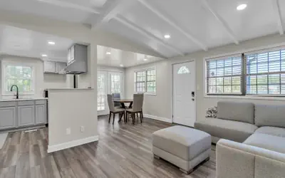 Peaceful Pet Friendly Chesapeake Escape