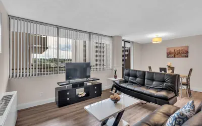 Arlington 2BR Furnished Apartment in Crystal City