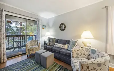 Carolina Breeze - 3rd Floor Tennis Villa @ HHBT!