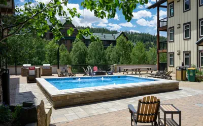 Fraser Crossing 3419