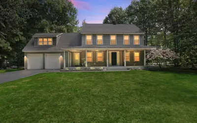 Gray Woodland Escape Golf, Pool & Cinema