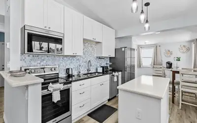 185 Hibiscus Hideaway: 3BR Home on FMB!