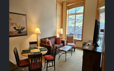 Schweitzer PM: White Pine 502 Ski-In/Out