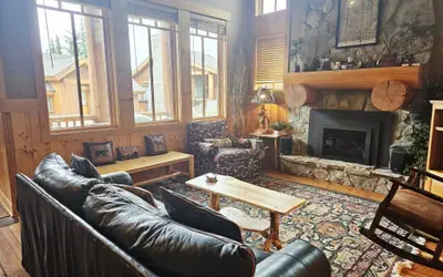 Schweitzer PM: Ski-In/Out Cabin 7 - Hot Tub