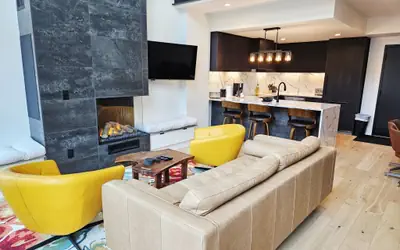 Schweitzer PM: Luxury Village Core 2BR+Loft