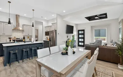 Plush & Roomy - Perfect for All Ages near KU & KC