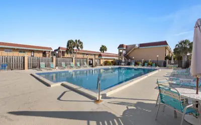 Pelican Inlet C119, Near Beach: Pool & Tennis