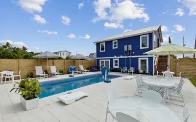 Blueberry Dunes Beach Cottage - Pet Friendly - Pool