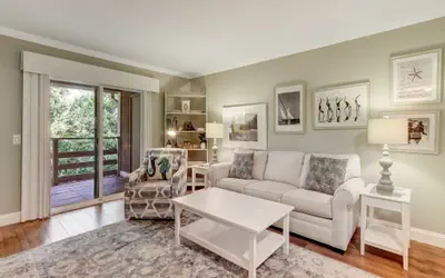 Sunset Bliss: 2BR Condo w/ Pool in Amelia Island