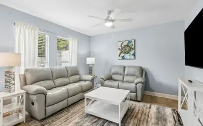 Cozy Pet Friendly 2BR - Fernandina Beach