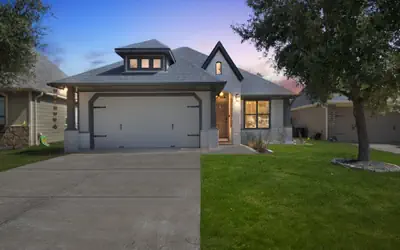 Relaxing College Station Retreat with Hot Tub