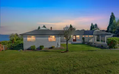 Oceanline 180 Degree View