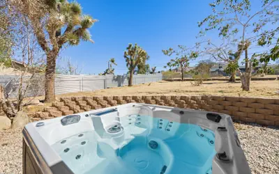 Starlight Ranch - Hot tub, Fire Pit & Grill