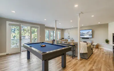 Mountain Luxury in Old Town w Spa-Walk to Main 440