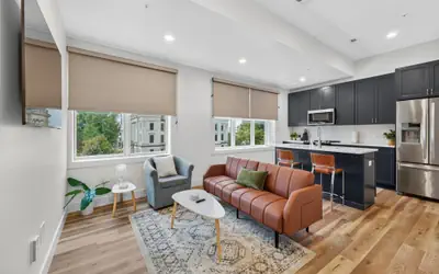 Stylish Downtown Unit with Historic Charm