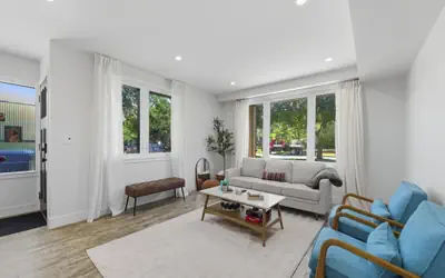 Bright Modern 3Bed 2.5Bath Evanston Home w/Parking