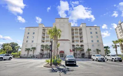 3501 Yacht Club Villas