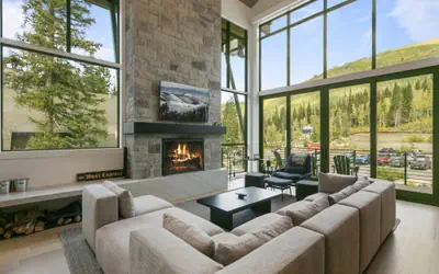 9401 - Silver Aspen - Five Bedroom Luxury Townhome