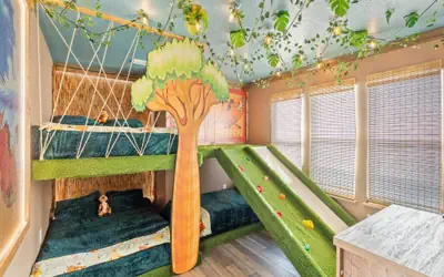 Windsor Island Resort 10 Bedroom Themed Private Home with Pool+Spa & Resort Amenity Access