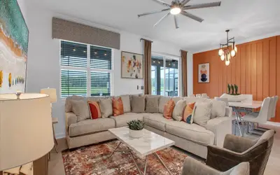 Storey Lake Resort 7 Bedroom Home with Game Room+Pool