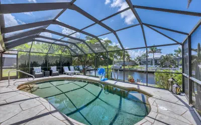 Punta Gorda 3-Bedroom Canalfront Vacation Home with Dock