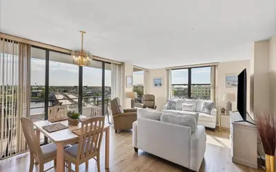 Anchorage Resort 7th Floor 2-Bedroom Condo w Private Balcony Beach Access