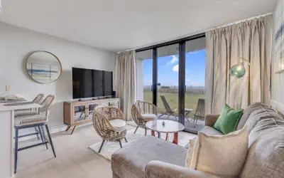 0104 Seagrass Retreat-WITH FREE E-BIKE RENTALS