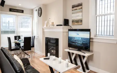 Thomas Circle 2BR Furnished Condo