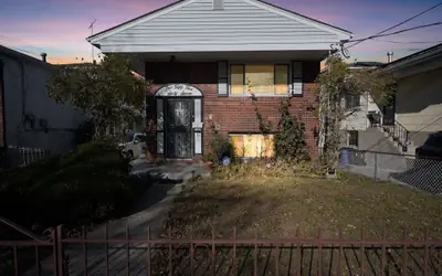 Cozy Comfy Palace in Queens