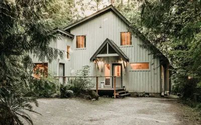 19MBR - Hot Tub - Sauna - BBQ - Pets Ok - WiFi - Sleeps 10