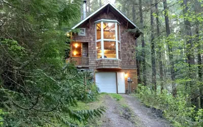 25SL - Hot Tub - BBQ - Pets Ok - WiFi - Sleeps 6