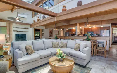 Kahana Outrigger #2B1