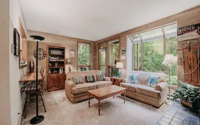 84SW - Sauna - Soaker Tub -  Fireplace - Sleeps 6