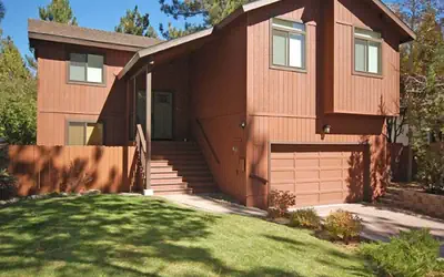 2806 Springwood Drive