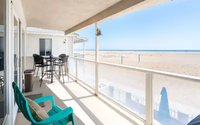 1005 E Balboa B | Gorgeous Beach Views