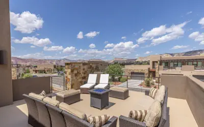 Kickin' It At Karisma