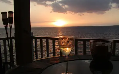 Modern Kona Resort Condo w swimming pool and spa