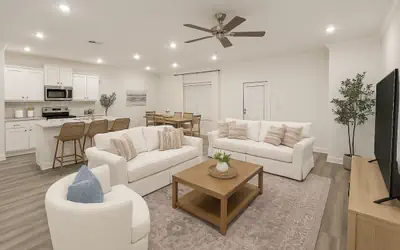 The Salty Piper | Large home Sleeps 12